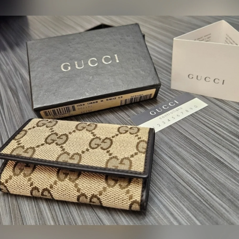 NIB Vintage Gucci Original GG Key Wallet In Beige - Picture 16 of 16